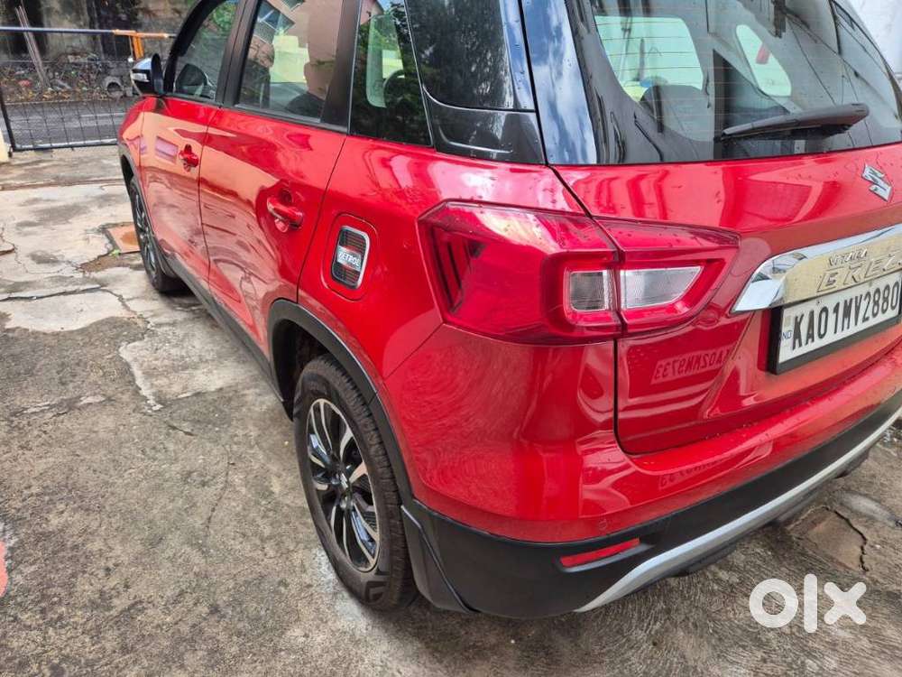 Maruti Suzuki Brezza 1.5 Zxi Smart Hybrid Dual Tone, 2021, Petrol