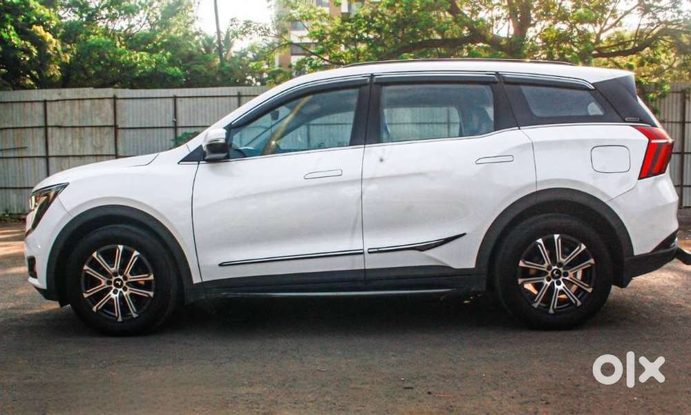 Mahindra Xuv700 2.2 Ax 7 Diesel At Str Awd, 2024, Diesel