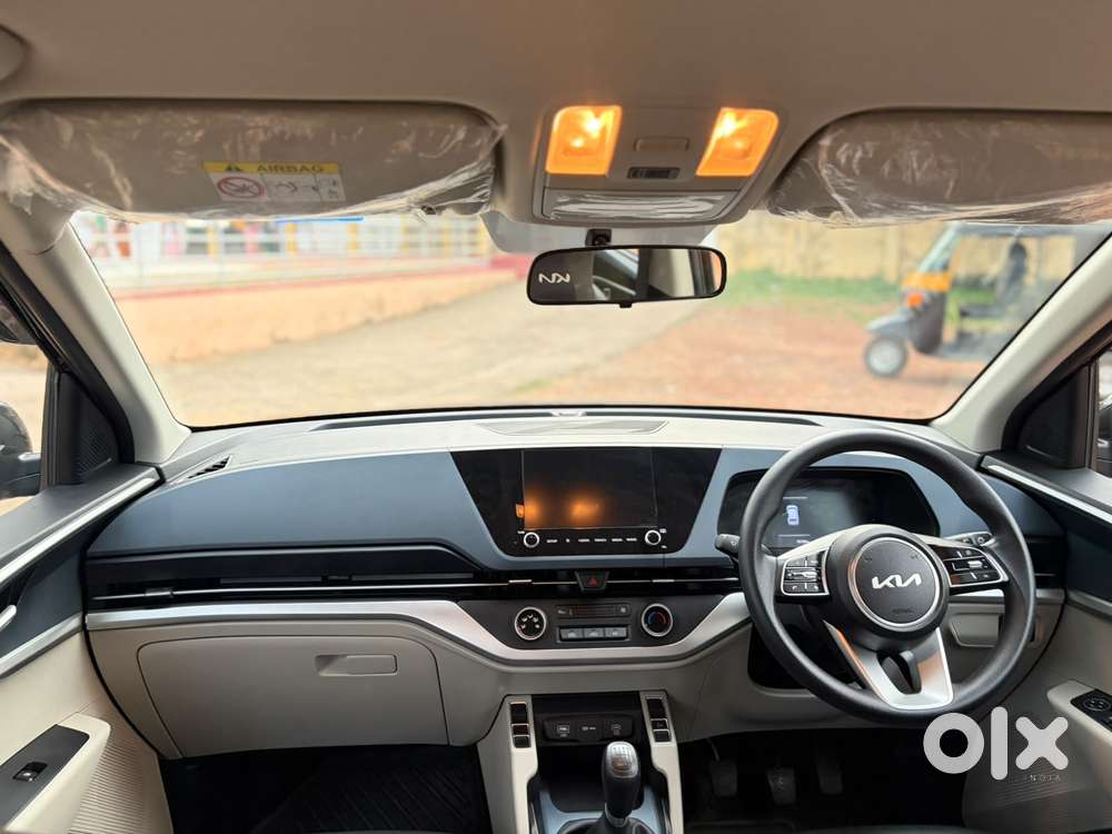 Kia Carens 1.4 Premium 7 Str, 2024, Petrol
