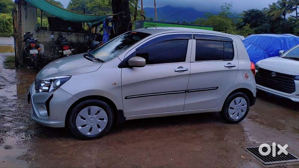 कंपनी फिटेड मारुती सुझुकी सेलेरिओ व्हीएक्सआय ऑप्शनल सीएनजी गाडी विकणे