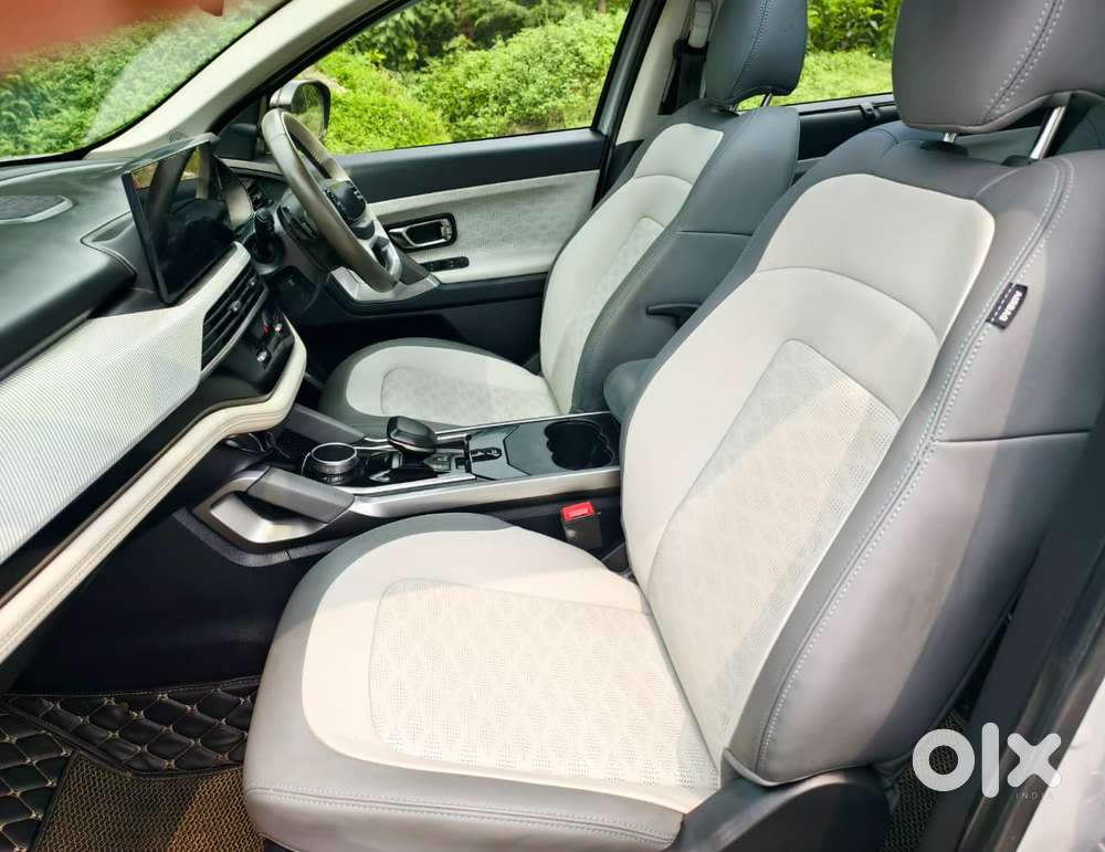 Tata Harrier Ev Fea+75, 2025