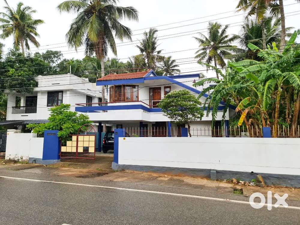 10cent 4bhk nalanchira mannanthala Mc road frontage.. For Sale