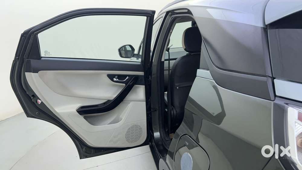 Tata Nexon 1.2 Revotron Xz Plus Dual Tone, 2021, Petrol