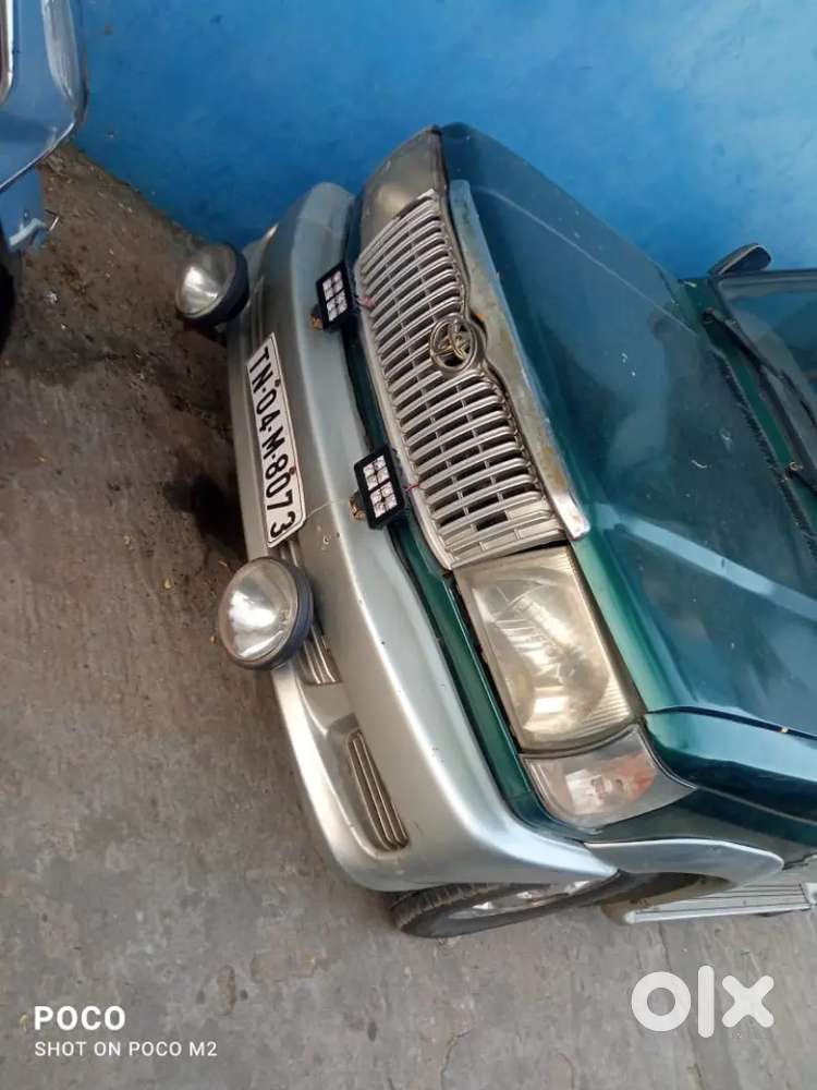Toyota Qualis 2004 Diesel Well Maintained