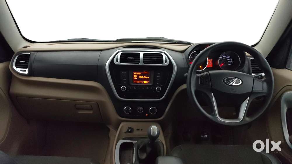Mahindra Tuv 300 Mhawk100 T8, 2015, Diesel