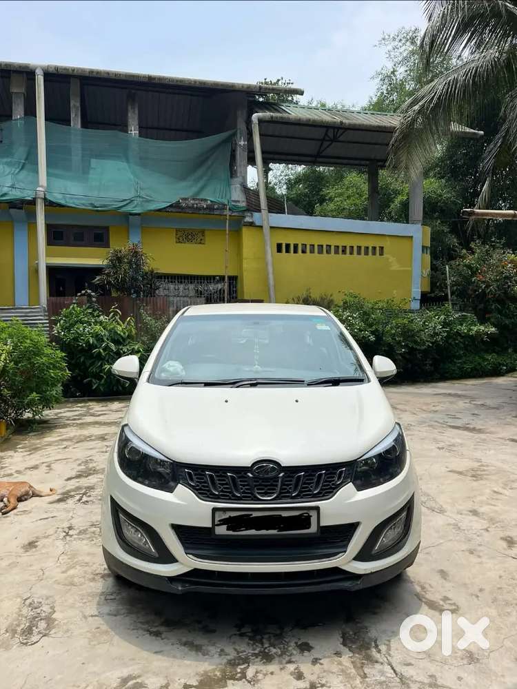 Mahindra Marazzo 2019 M6