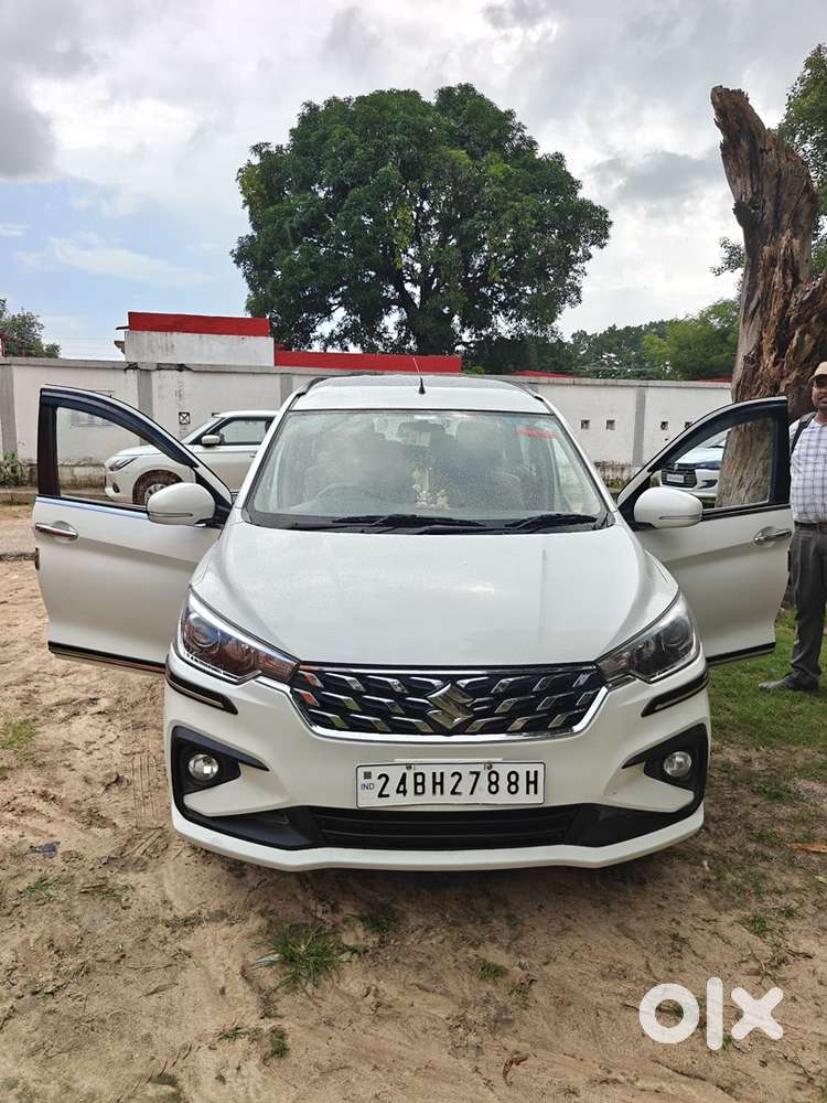 Maruti Suzuki Ertiga Zxi Cng 2024