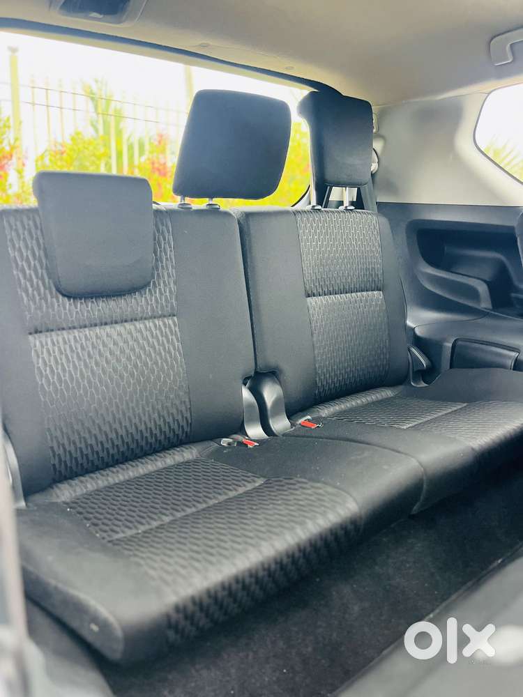 Toyota Innova Crysta 2.4 G Mt 7 Str, 2021, Diesel