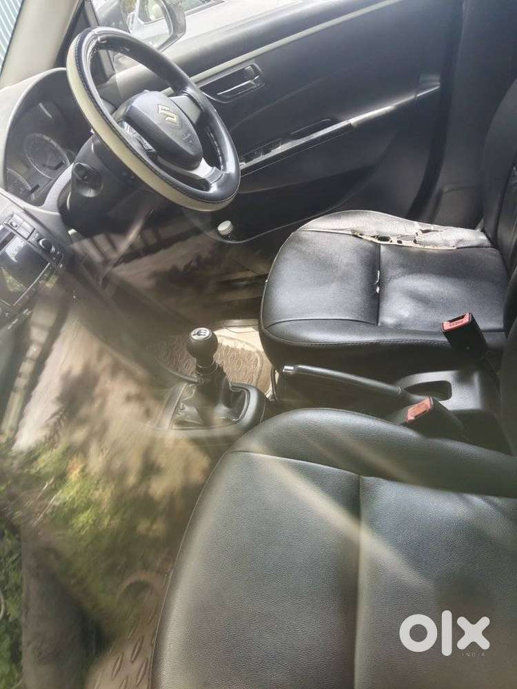 Maruti Suzuki Swift Zxi, 2012, Petrol