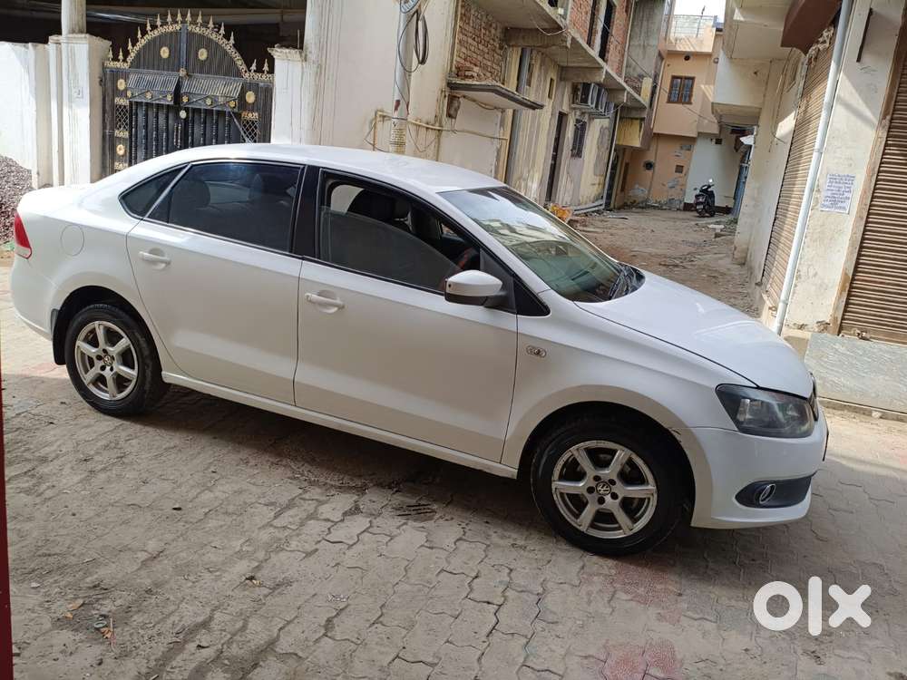 Volkswagen Vento Celeste 1.6 Highline, 2013, Diesel