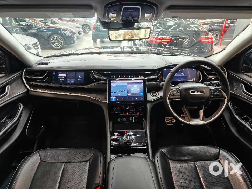 Jeep Grand Cherokee Limited (o) 4x4 At, 2023, Petrol