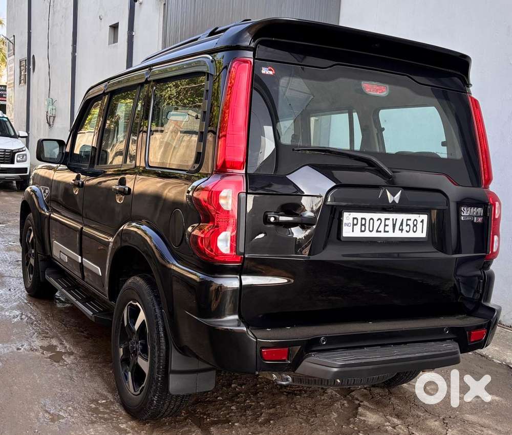 Mahindra Scorpio Classic, 2024, Diesel