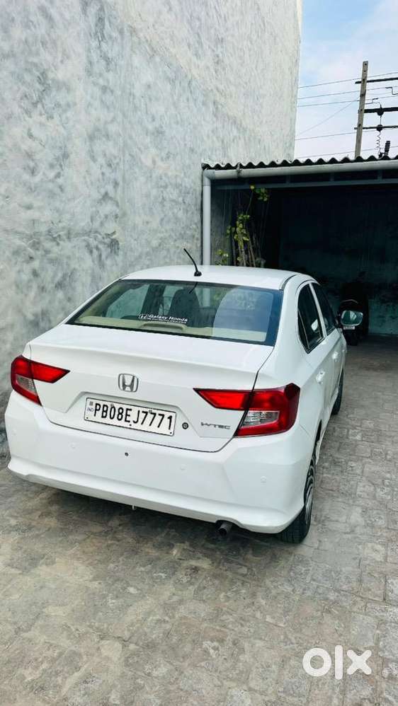 Honda Amaze 2019 Petrol Well Maintained