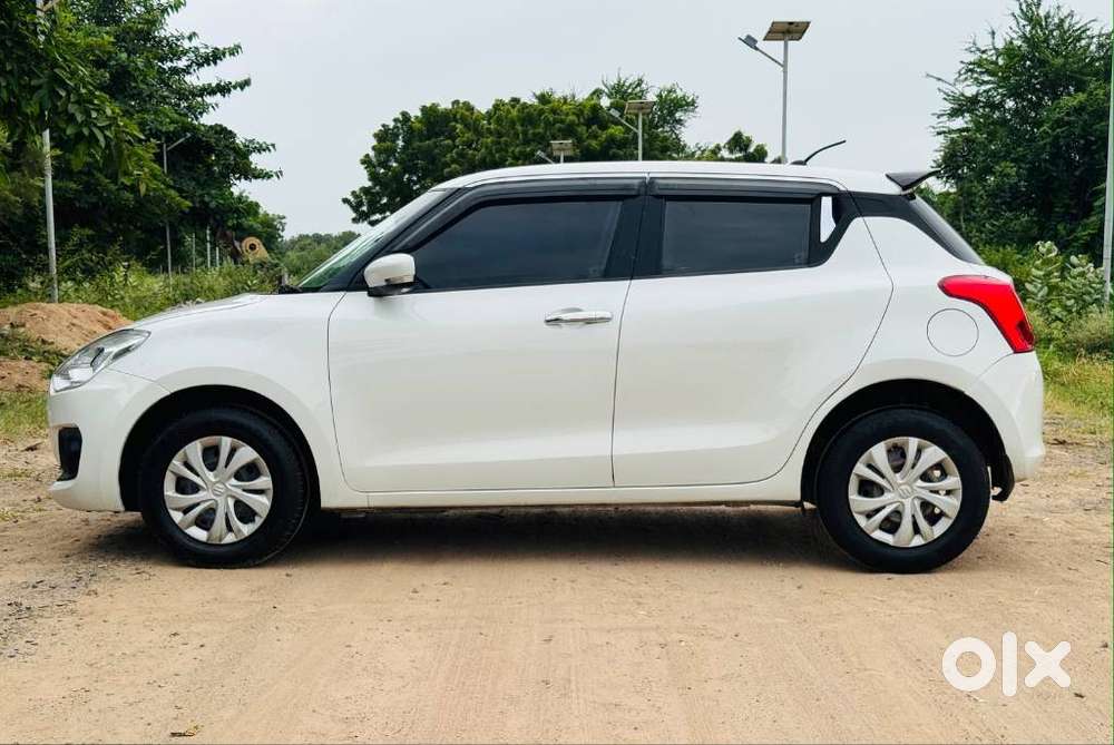 Maruti Suzuki Dzire 1.2 Vxi, 2021, Petrol