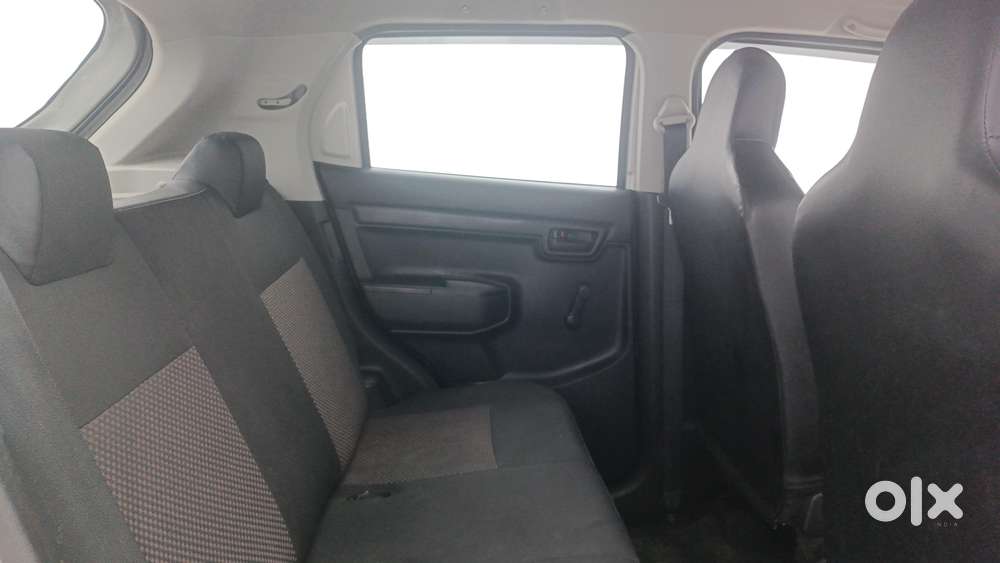 Maruti Suzuki S-presso Vxi Plus, 2022, Petrol