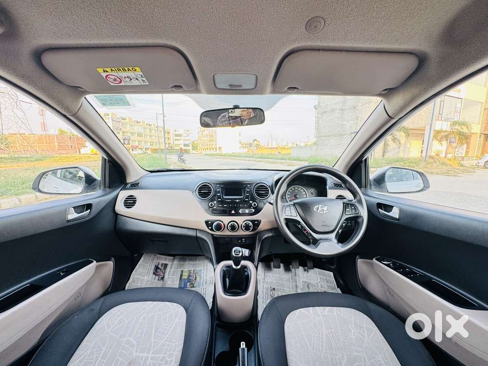 Hyundai Grand I10 Sportz, 2016, Petrol