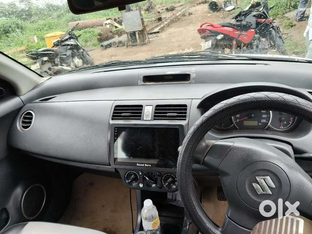 Maruti Suzuki Swift 2010