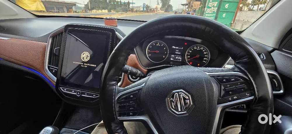 Mg Hector Plus 2021 Diesel Well Maintained