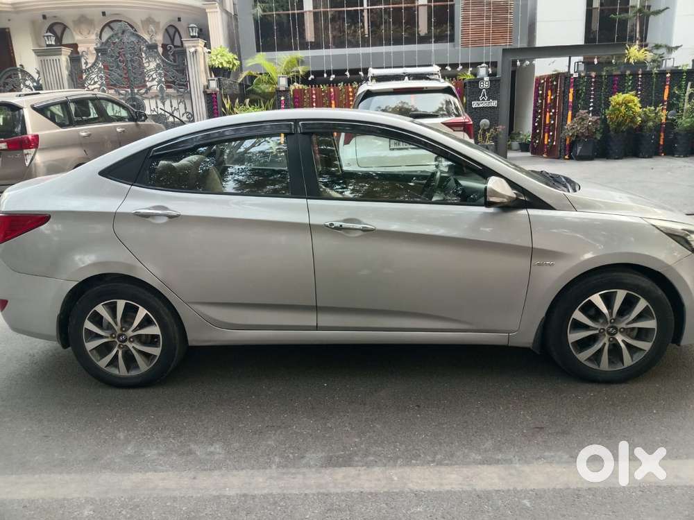 Hyundai Verna Sx(o) Petrol At, 2015, Petrol