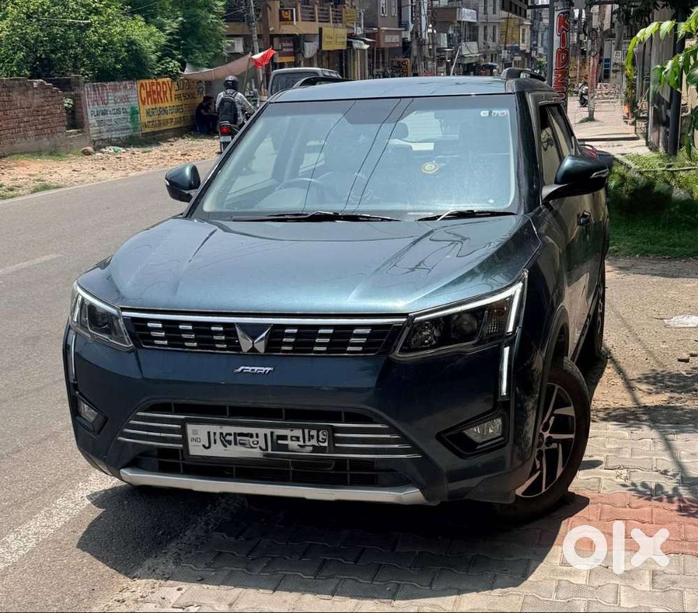 Mahindra Xuv300 Petrol 2022