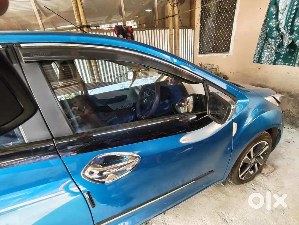 Tata Altroz 2023 Petrol 12000 Km Driven