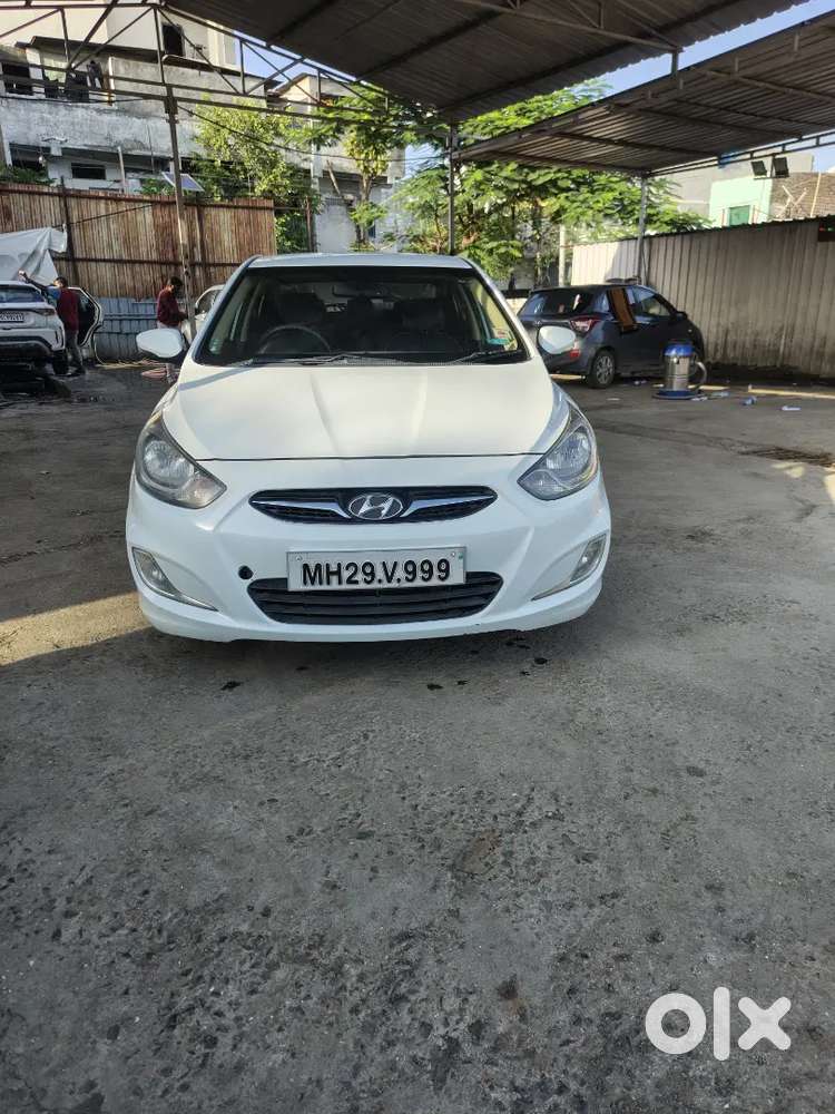 Hyundai Verna Crdi 2012