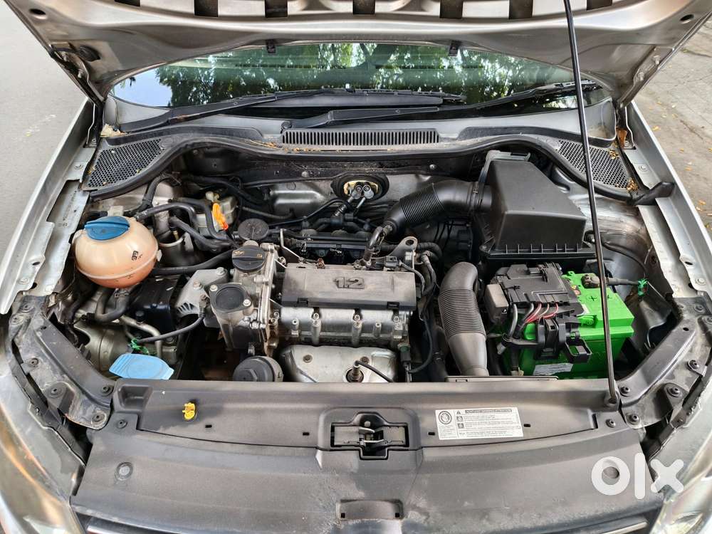 Volkswagen Polo Highline 1.6l Petrol, 2013, Petrol