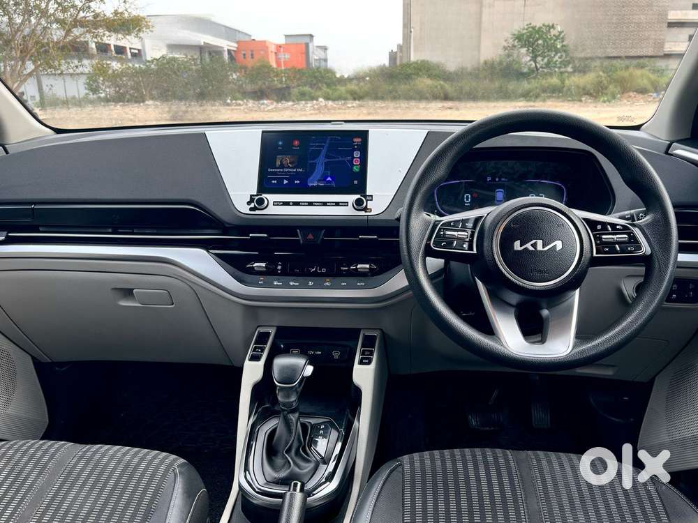 Kia Carens 1.4 Prestige Plus Turbo Dct 7 Str, 2023, Petrol