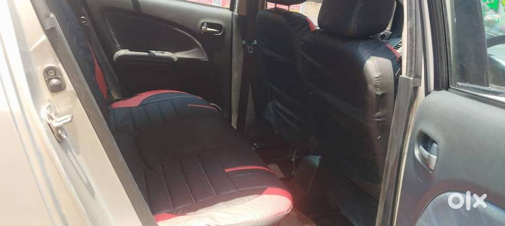 Maruti Suzuki Ritz Vxi, 2011, Petrol