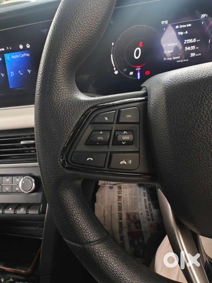 Mahindra Xuv700 2.2 Ax 5 Diesel At 7 Str, 2025, Diesel