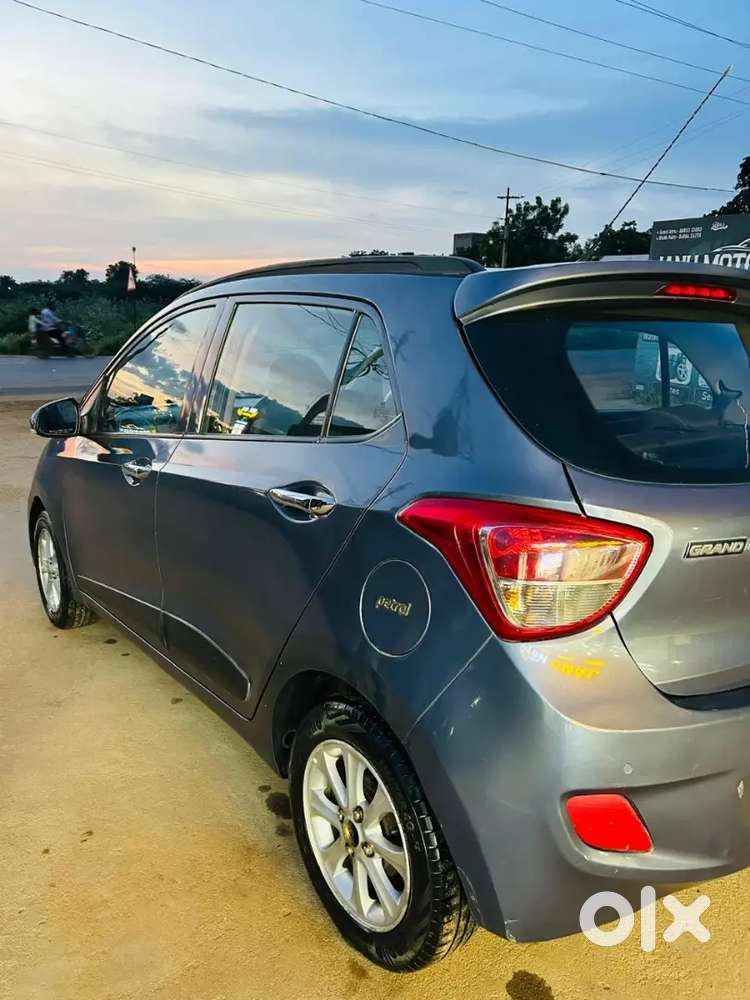 Hyundai Grand I10 2016 Petrol Well Maintained