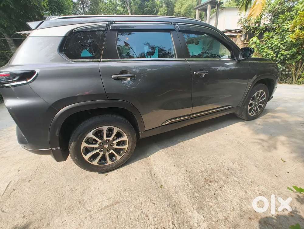 Maruti Suzuki Grand Vitara 2023 Petrol Well Maintained