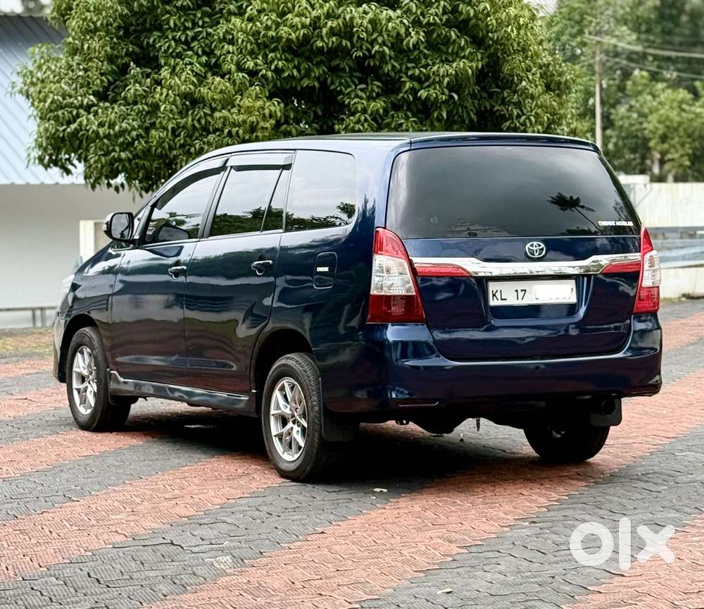 Toyota Innova 2.5 G (diesel) 8 Seater, 2005, Diesel