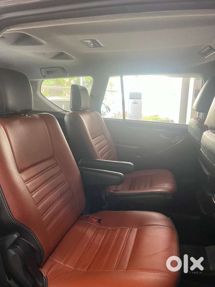 Toyota Innova Crysta [2020-ongoing] 2.4 Gx 7 Str, 2020, Diesel