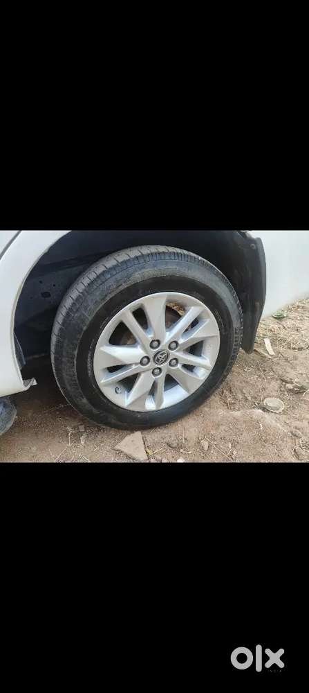 Toyota Innova Crysta 2017