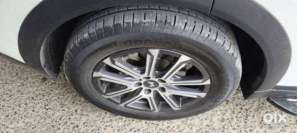 Mahindra Xuv700 Ax7 Luxury Pack Awd, 2024, Diesel