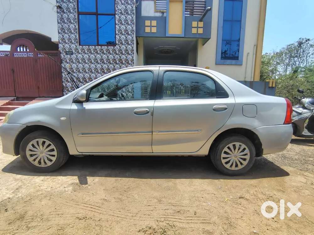 Toyota Etios 2011 Petrol 69800 Km Driven