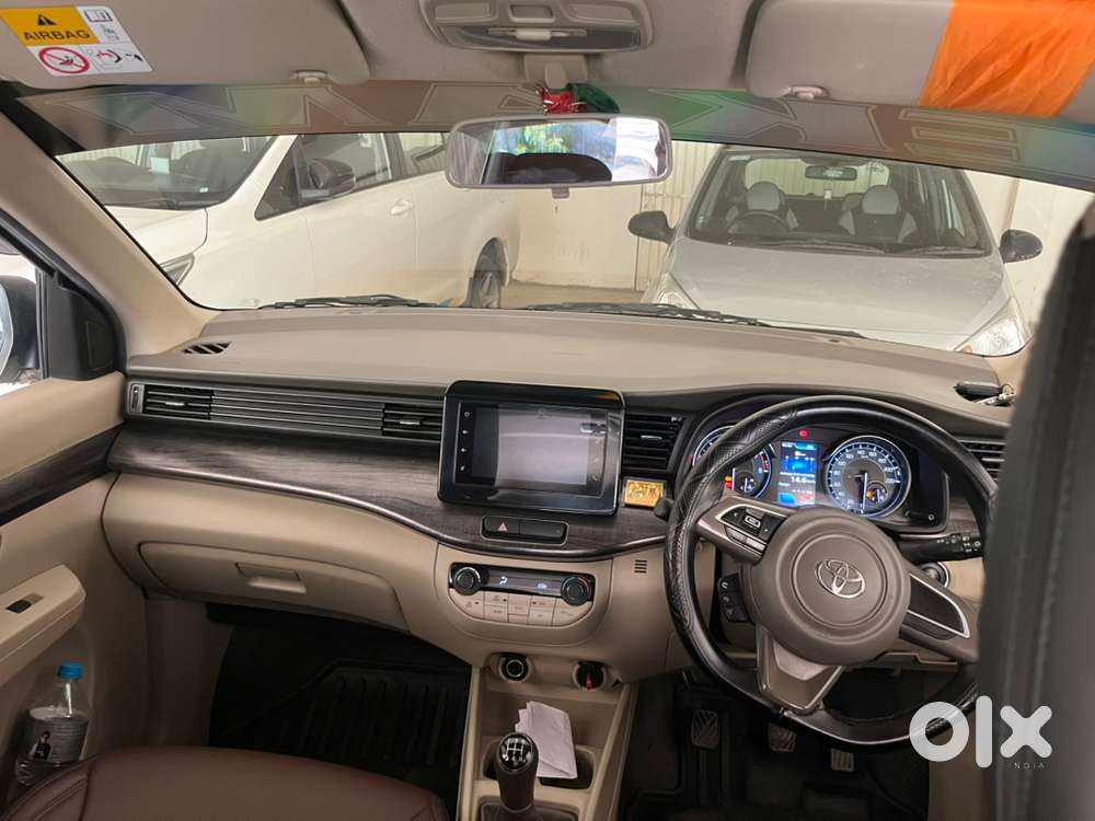 Toyota Rumion 2025petrol Manual