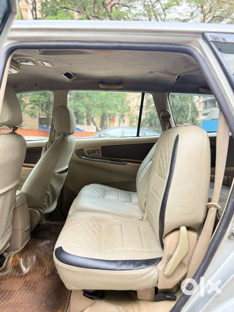 Toyota Innova 2.5 G (diesel) 8 Seater, 2007, Diesel