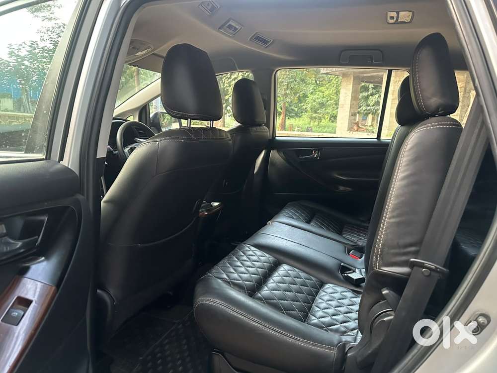 Toyota Innova Crysta 2.8 Gx At, 2017, Diesel