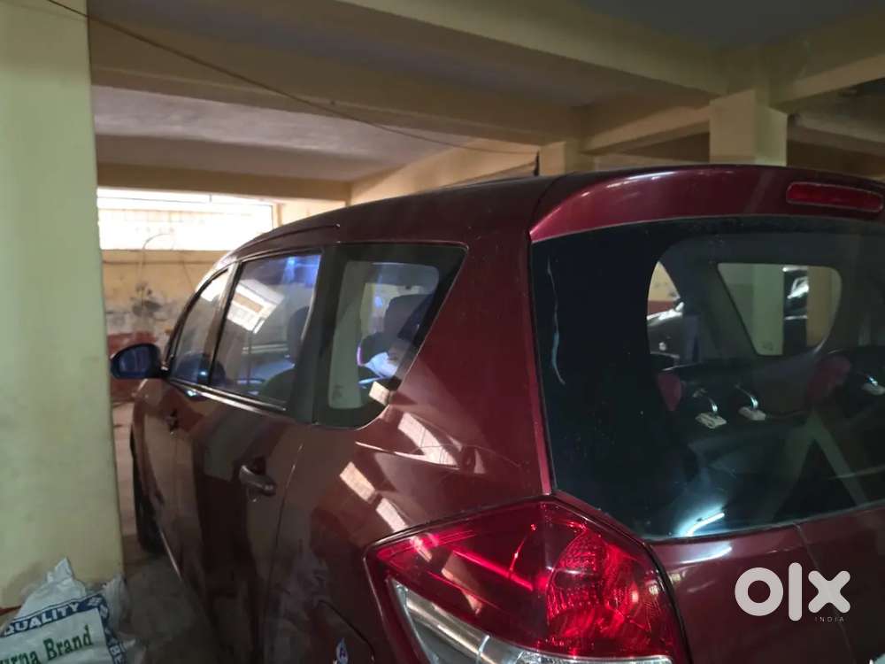 Maruti Suzuki Ertiga 2013 Variant
