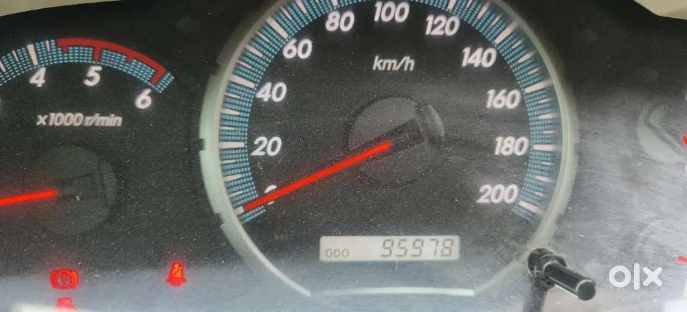 Toyota Innova 2013 Diesel 96000 Km Driven