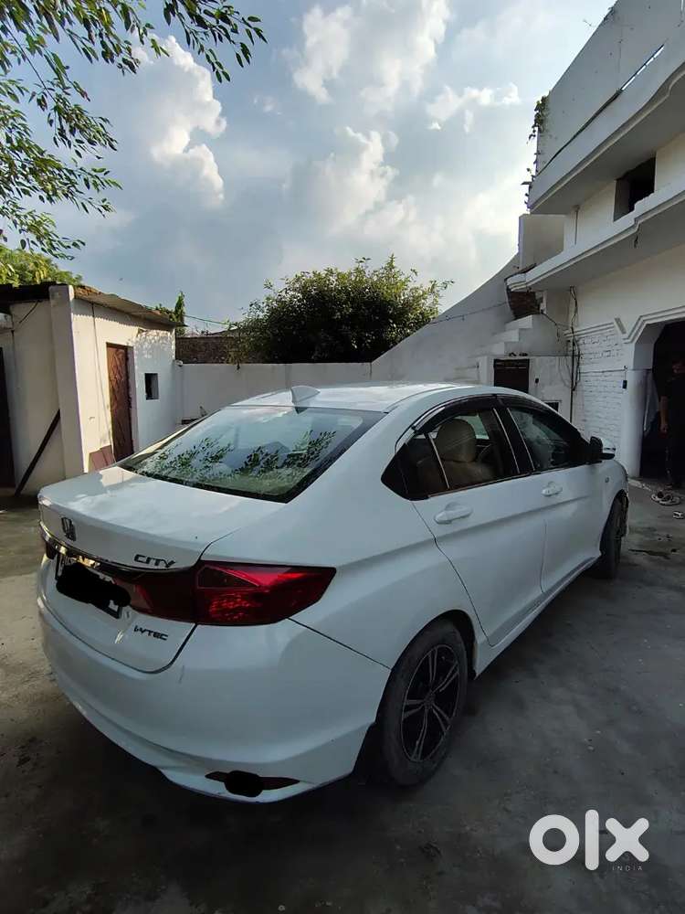 Honda City 2016 1.5 V I-vtec