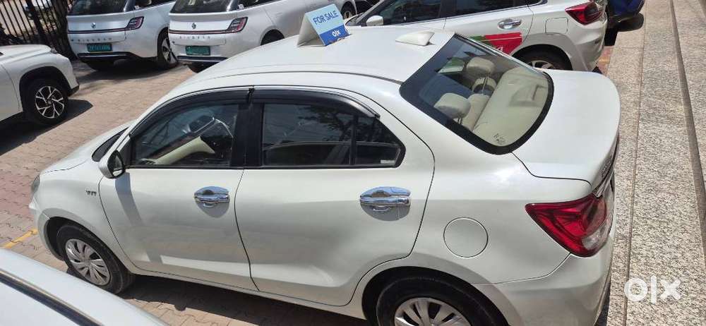 Maruti Suzuki Dzire 1.2 Vxi, 2018, Petrol