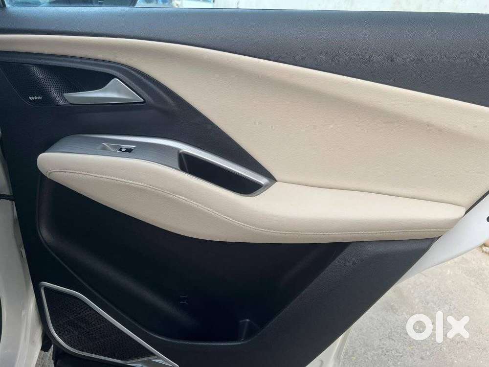 Mg Hector Savvy Pro 1.5 Turbo Cvt, 2025, Petrol