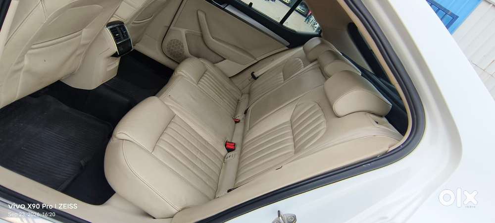 Skoda Superb Style 1.8, 2016, Petrol