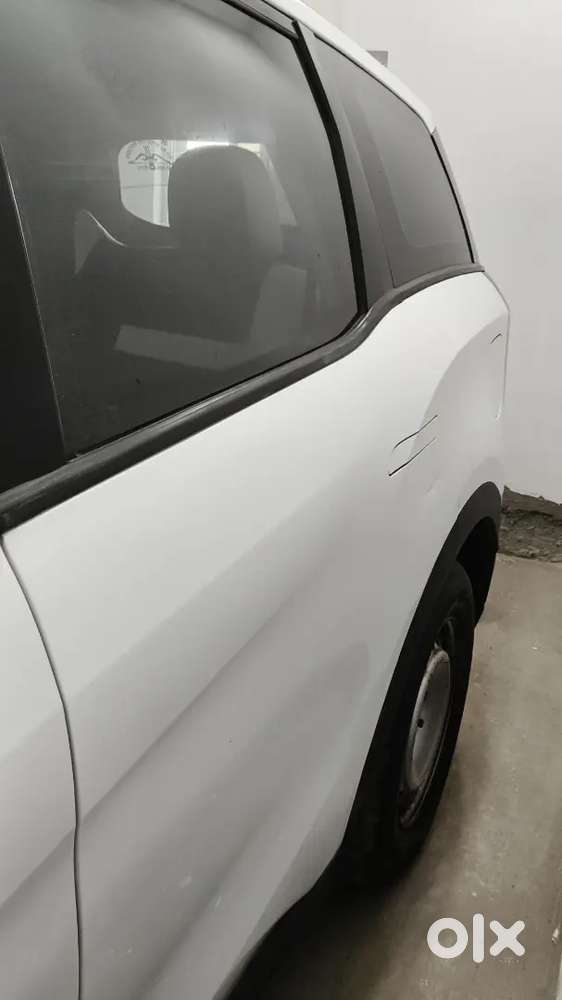 Mahindra Xuv700 Diesel 2022 November