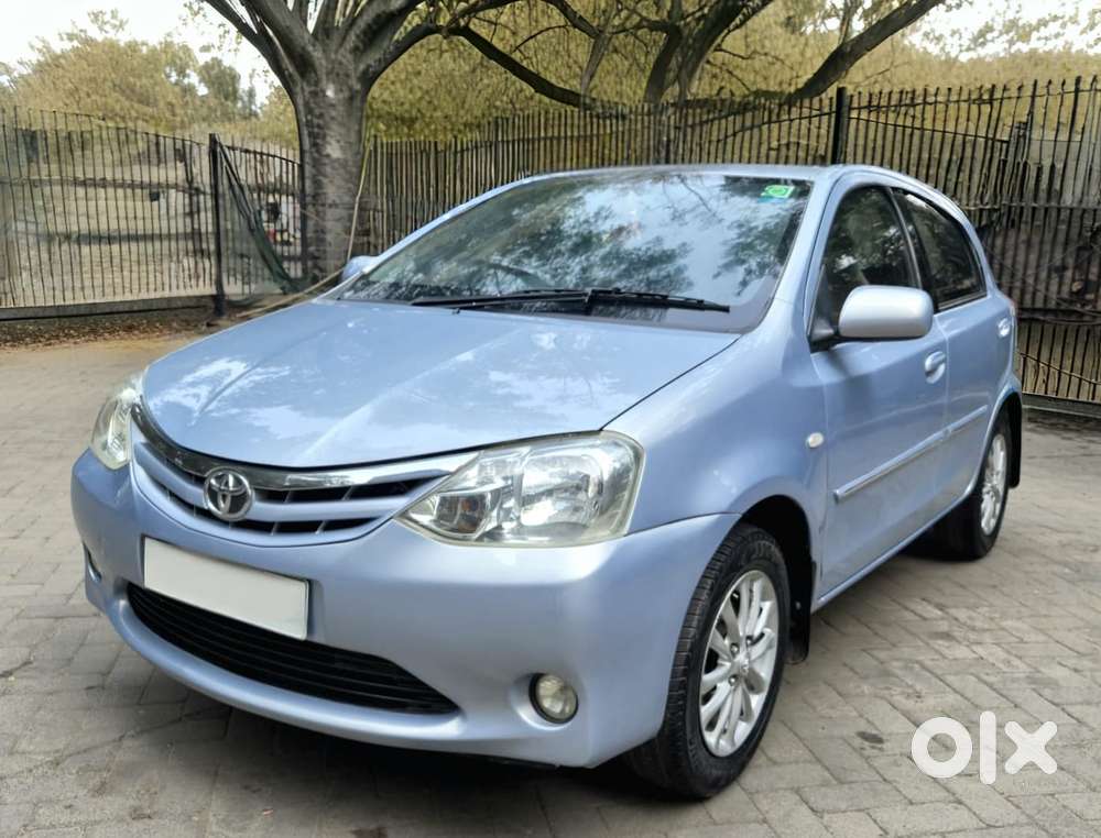Toyota Etios Liva V Limited, 2011, Petrol
