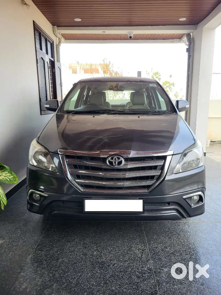 Toyota Innova 2016 Diesel Well Maintained