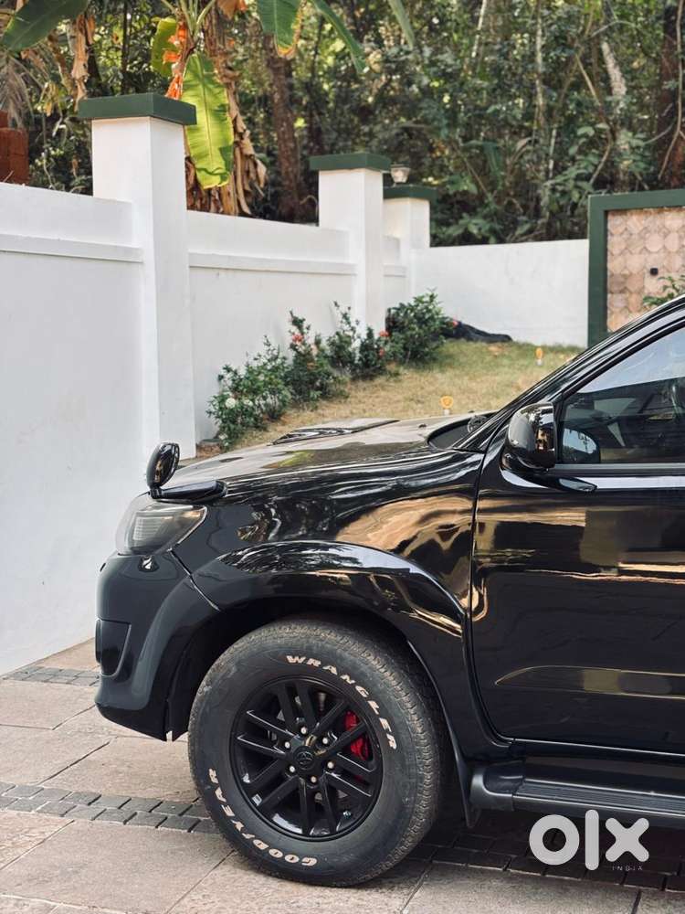 Toyota Fortuner 3.0 4x4 Manual, 2012, Diesel